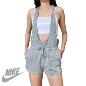 Nike Sportswear Vintage Woman’s Gray Gym Vintage tank top Romper Small